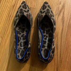 Rothy’s Cougar Spot Points EUC Size 8.5